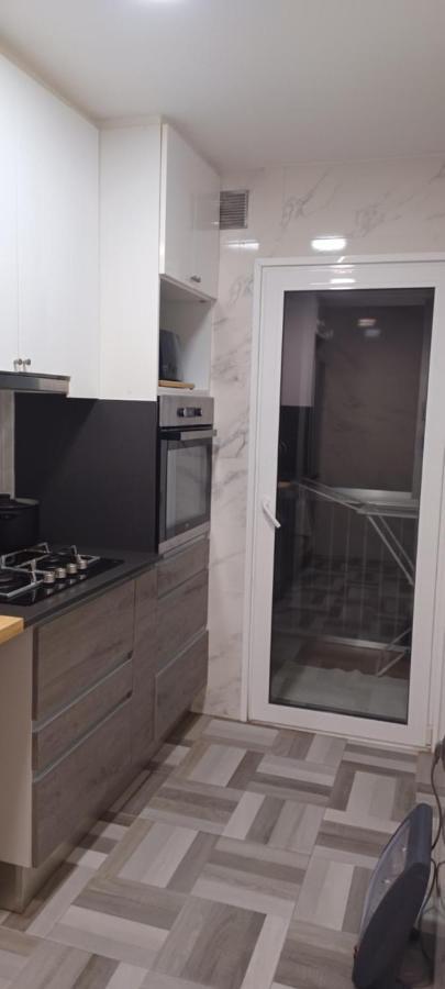 Apartamento Entero De Tres Habitaciones, Cerca De La Playa! Acogedor, Luminoso Y Tranquilo Malgrat de Mar Eksteriør billede