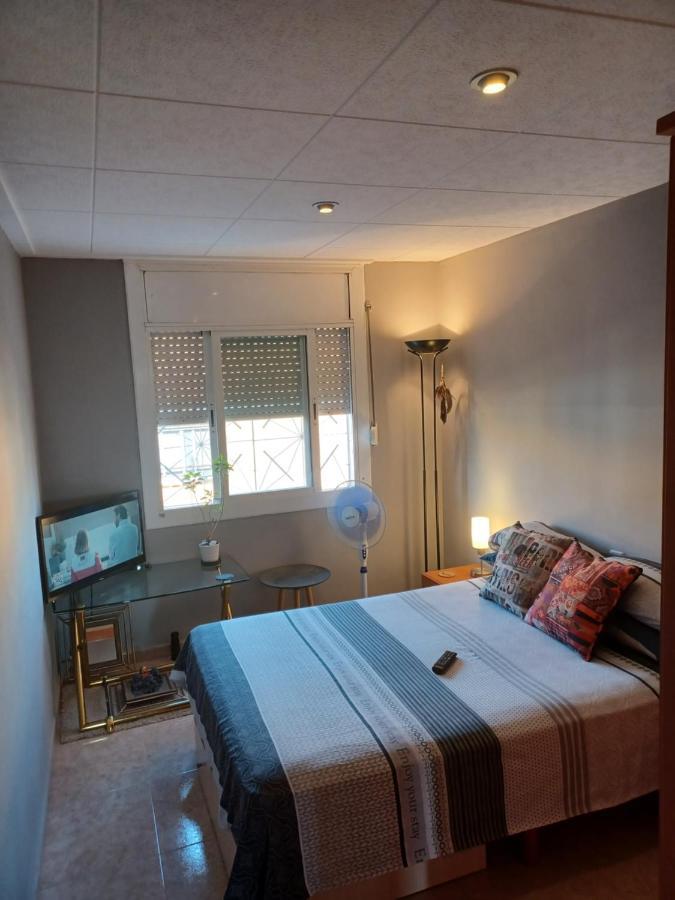 Apartamento Entero De Tres Habitaciones, Cerca De La Playa! Acogedor, Luminoso Y Tranquilo Malgrat de Mar Eksteriør billede