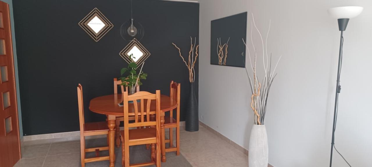 Apartamento Entero De Tres Habitaciones, Cerca De La Playa! Acogedor, Luminoso Y Tranquilo Malgrat de Mar Eksteriør billede